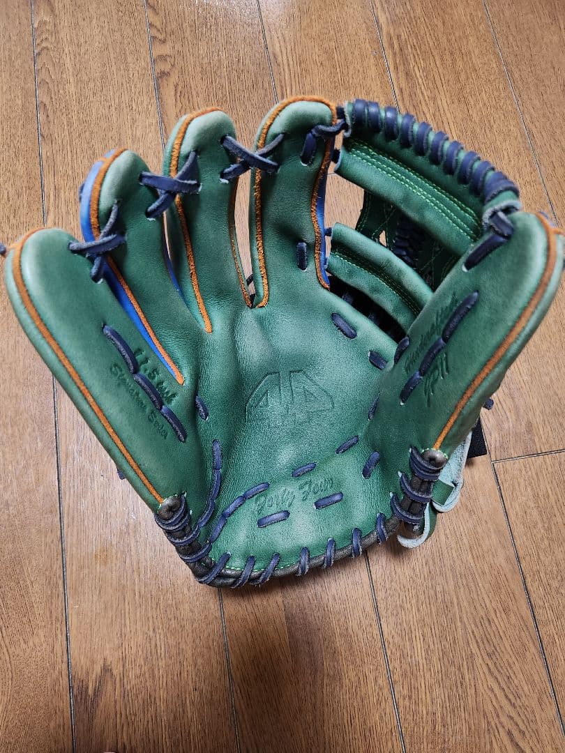 44 フォーティーフォー　オーダーグローブ　軟式　内野手　左投げ用　即戦力！