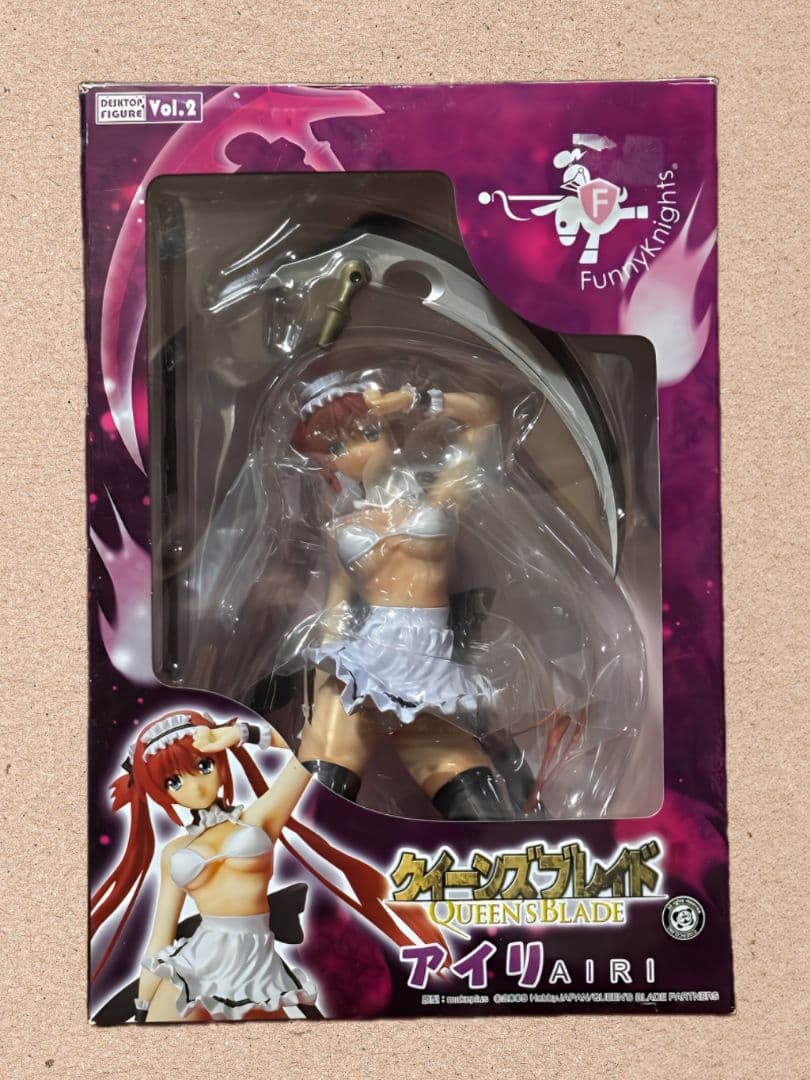 ファニーナイツ 1/12 デスクトップフィギュア クイーンズブレイド アイリ