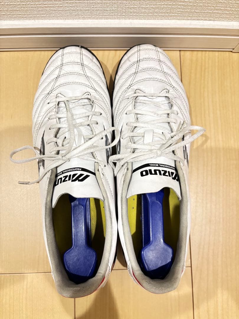 Mizuno Morelia NEO トレーニングシューズ
