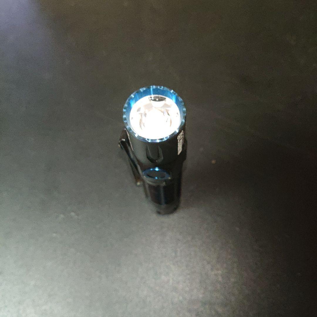 Olight warrior 3s 戦術ライト バッテリーなし
