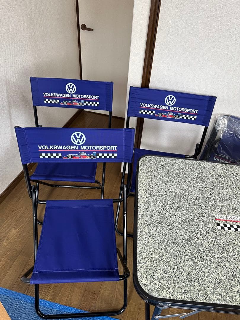 【希少】フォルクスワーゲン　モータースポーツ　折り畳みパイプ椅子 テーブルセット