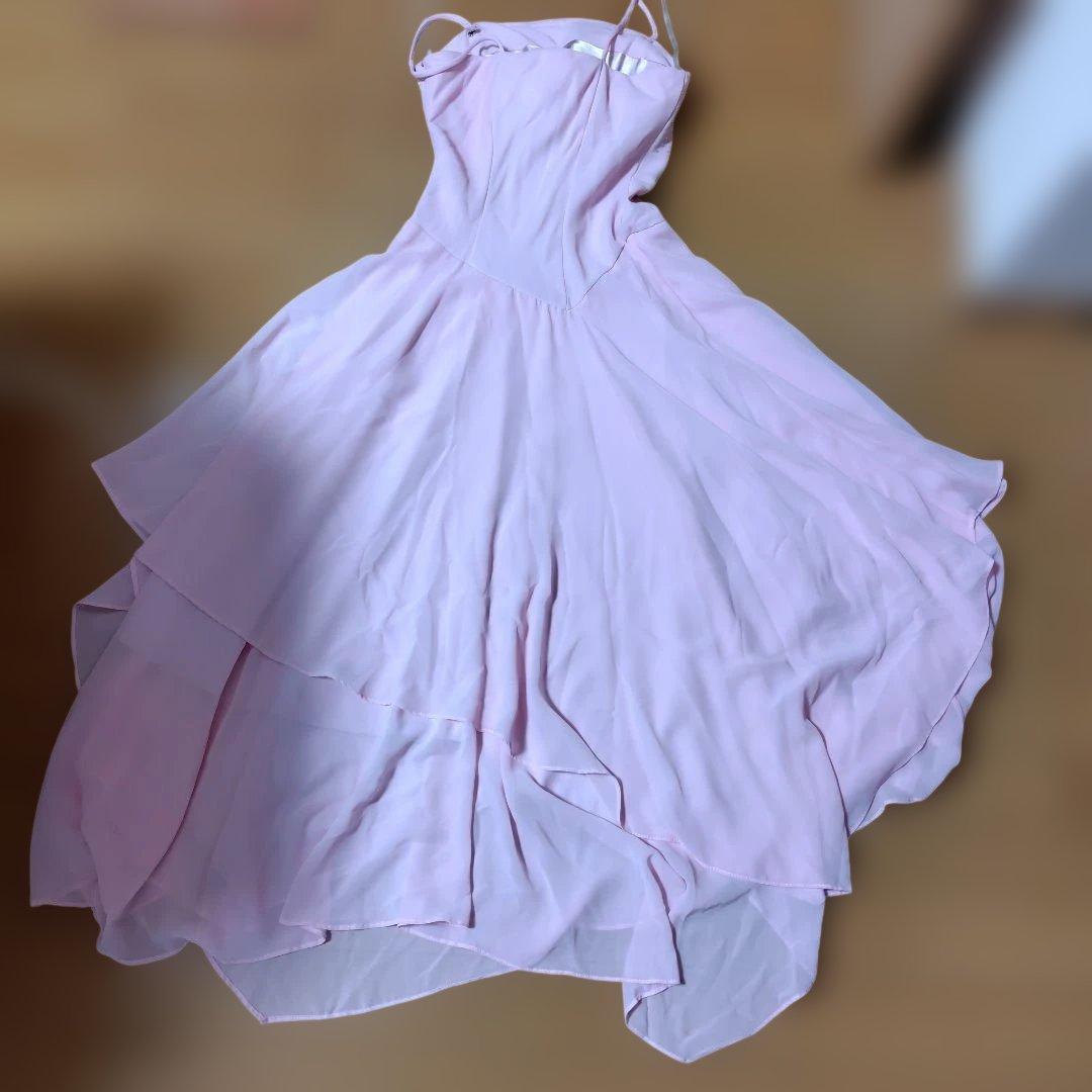 薄いピンク シフォン ドレス