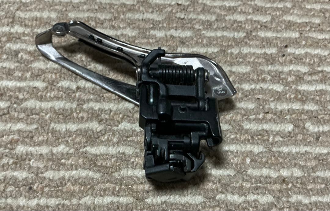 DURA-ACE 9100 機械式フロントディレイラー