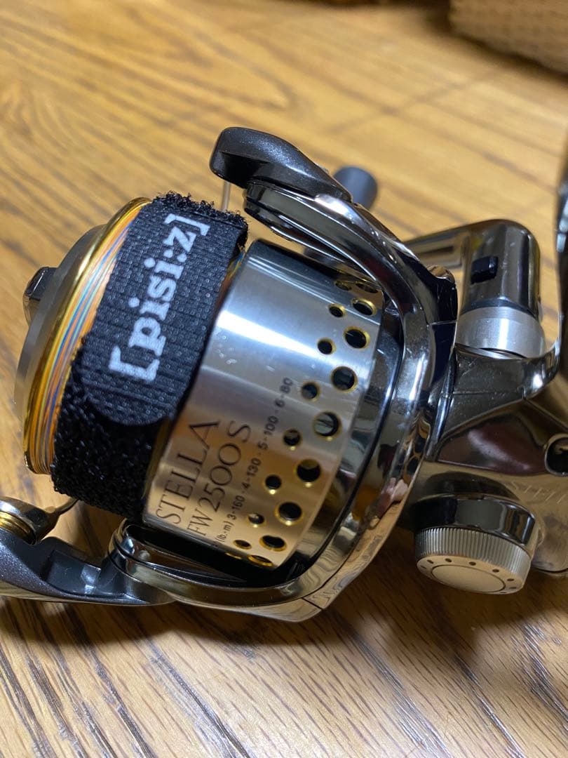 美品　人気　シマノ　ステラ FW2500S SC78E スピニングリールとケース