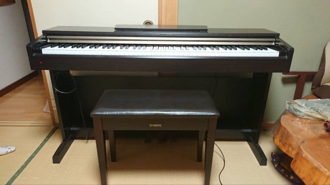 極美品 YAMAHA 電子ピアノ