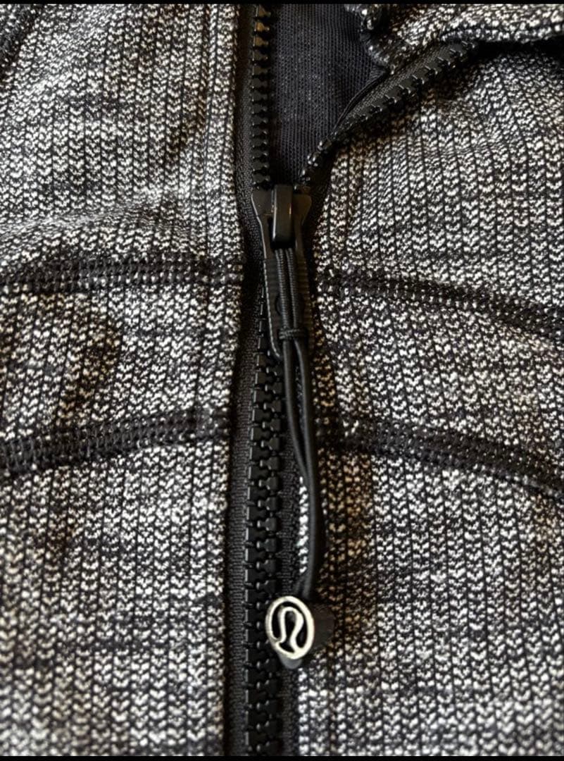 lululemon ルルレモン　グレー フルジップジャケット　Sサイズ