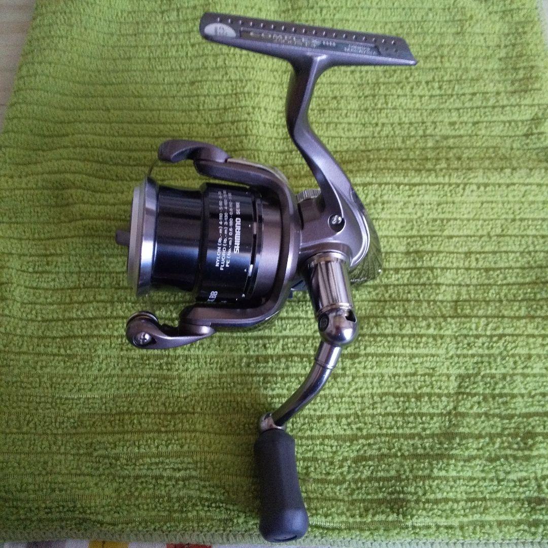 コンプレックスbb 2500s f4 シマノ