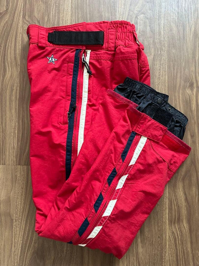 BURTON スノーボードパンツ（ウィメンズ)美品