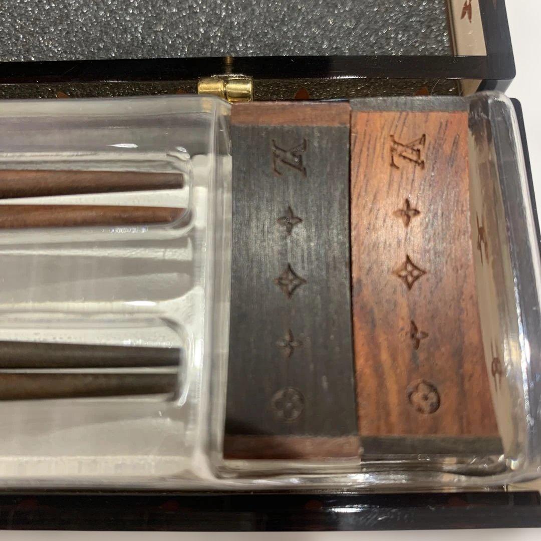 【未使用品】ルイヴィトンの箸＆箸置きセット