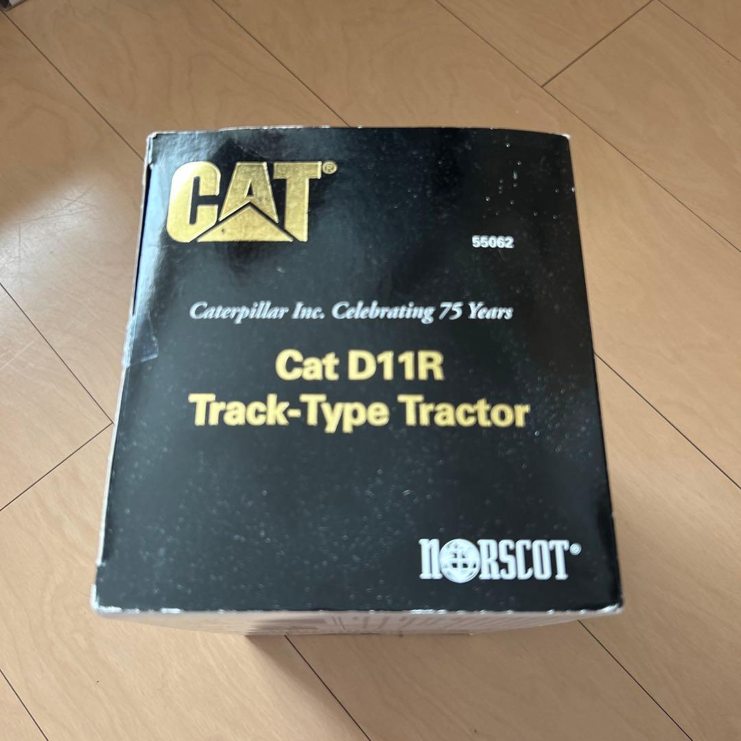 【即購入ok!!】 CAT D11R トラクター 75周年記念ゴールドモデル