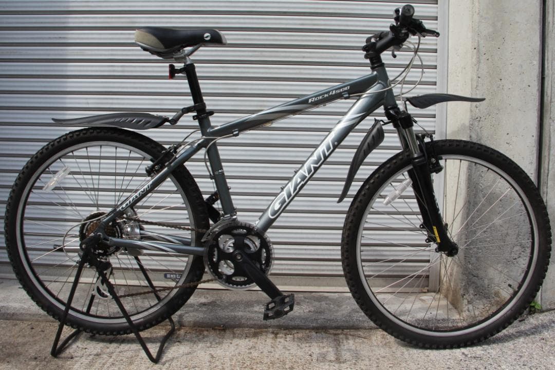 引き取り限定♪GIANT♪Rock4500♪状態良く綺麗な低走行MTB♪