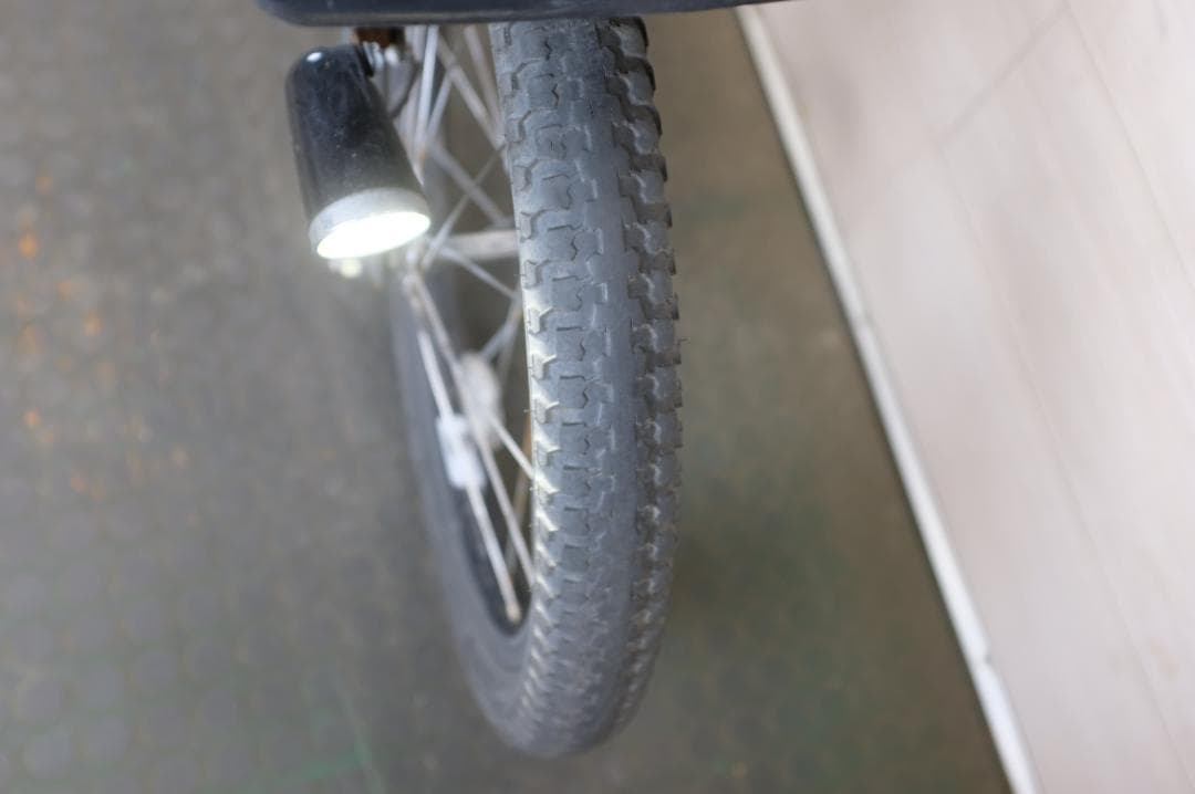 電動自転車ヤマハPAS　KISS　20インチ3段　8.7Ah（4点灯）充電器あり