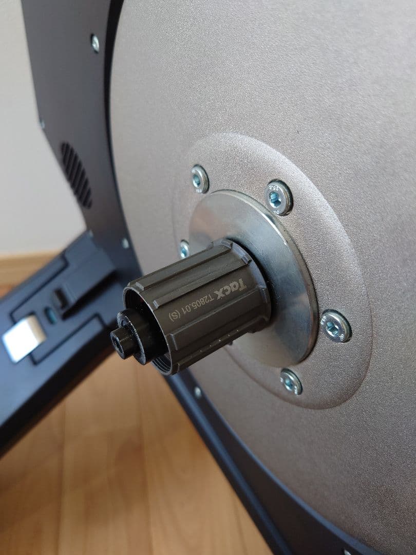 Tacx NEO smart T2800 スマートローラー