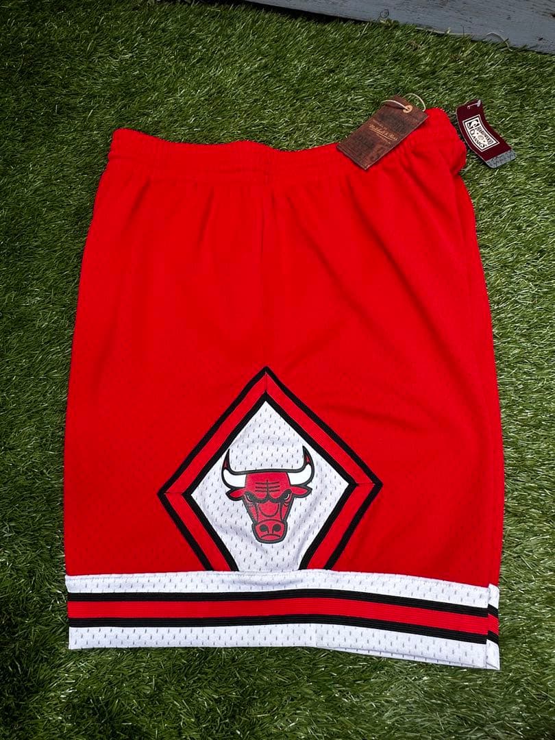 新品未使用タグ付きのNBA シカゴ　ブルズ（Chicago bulls）2XL