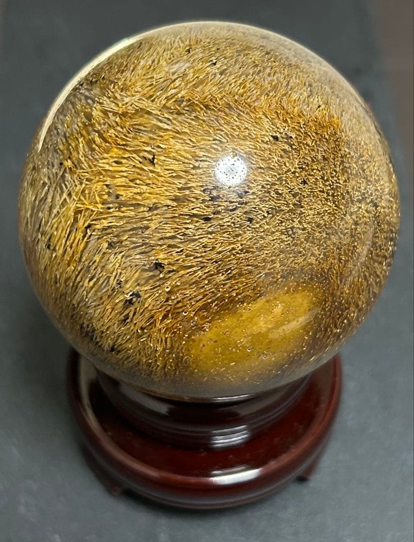 ゴールデンルチルクォーツクリスタル　丸玉　404.5g