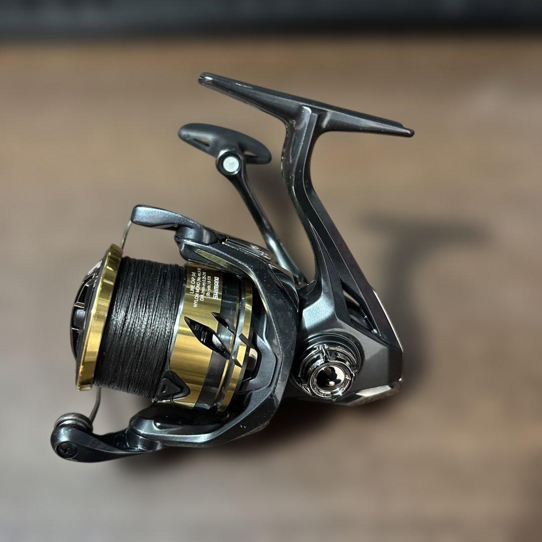 シマノ　25アルテグラ　C3000HG スピニングリール