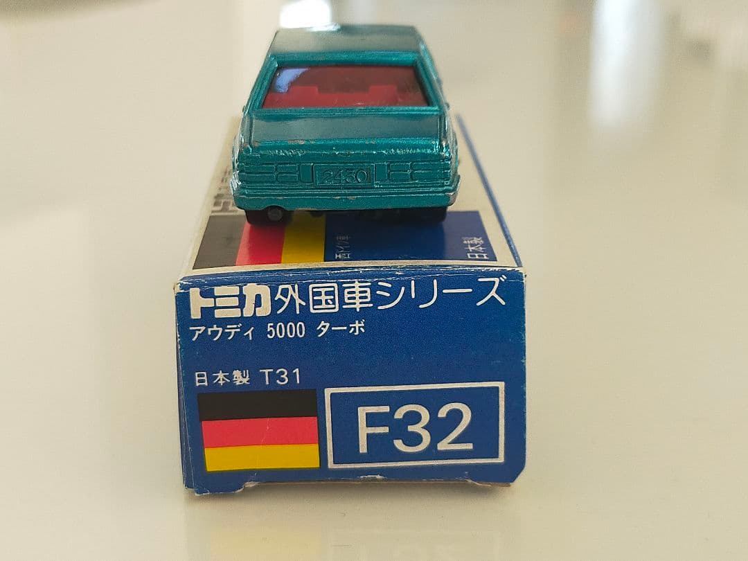 アウディ 5000 ターボ 一般輸出 仕様 青箱 トミカ F32-2-4 日本製