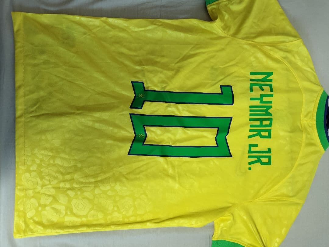 #10ネイマール2022年カタールW杯モデルホームユニフォーム。