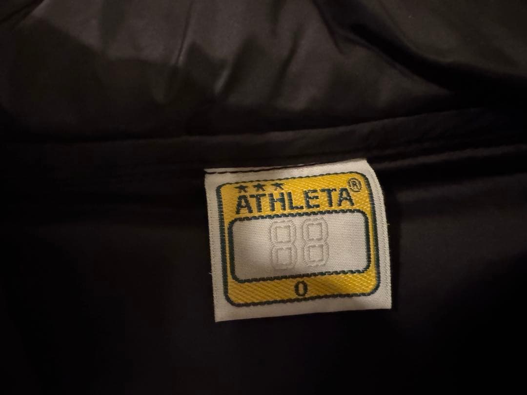 ATHLETA アスレタ 中綿 ウォームジャケット ダウン フード付 ブラック
