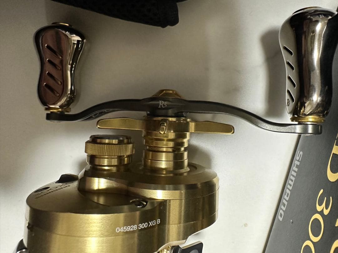 SHIMANO CALCUTTA CONQUEST MD 300XG リブレ