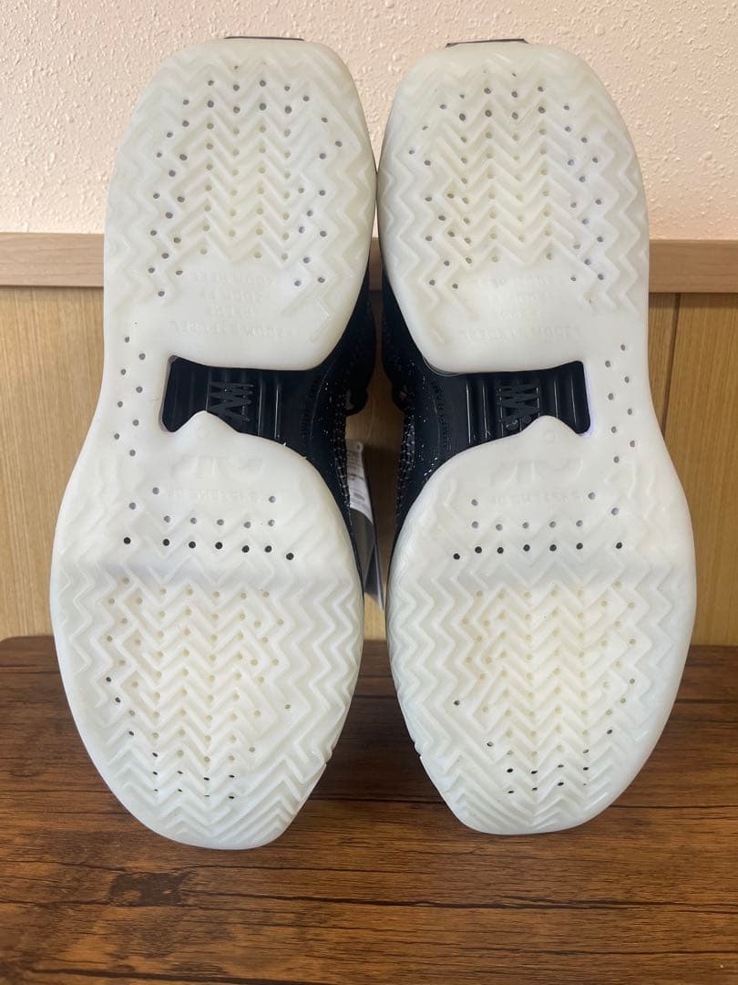 新品未使用　NIKE AIR ZOOM G.T.JUNP EP 27.5