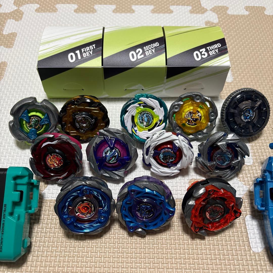 ベイブレードx引退品 エアロペガサスレッドバージョン