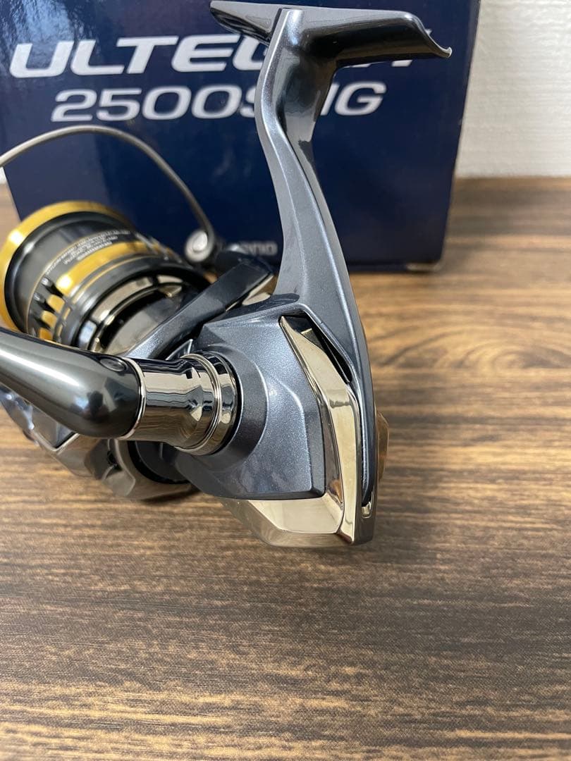 未使用 シマノ 21 アルテグラULTEGRA 2500SHG スピニングリール