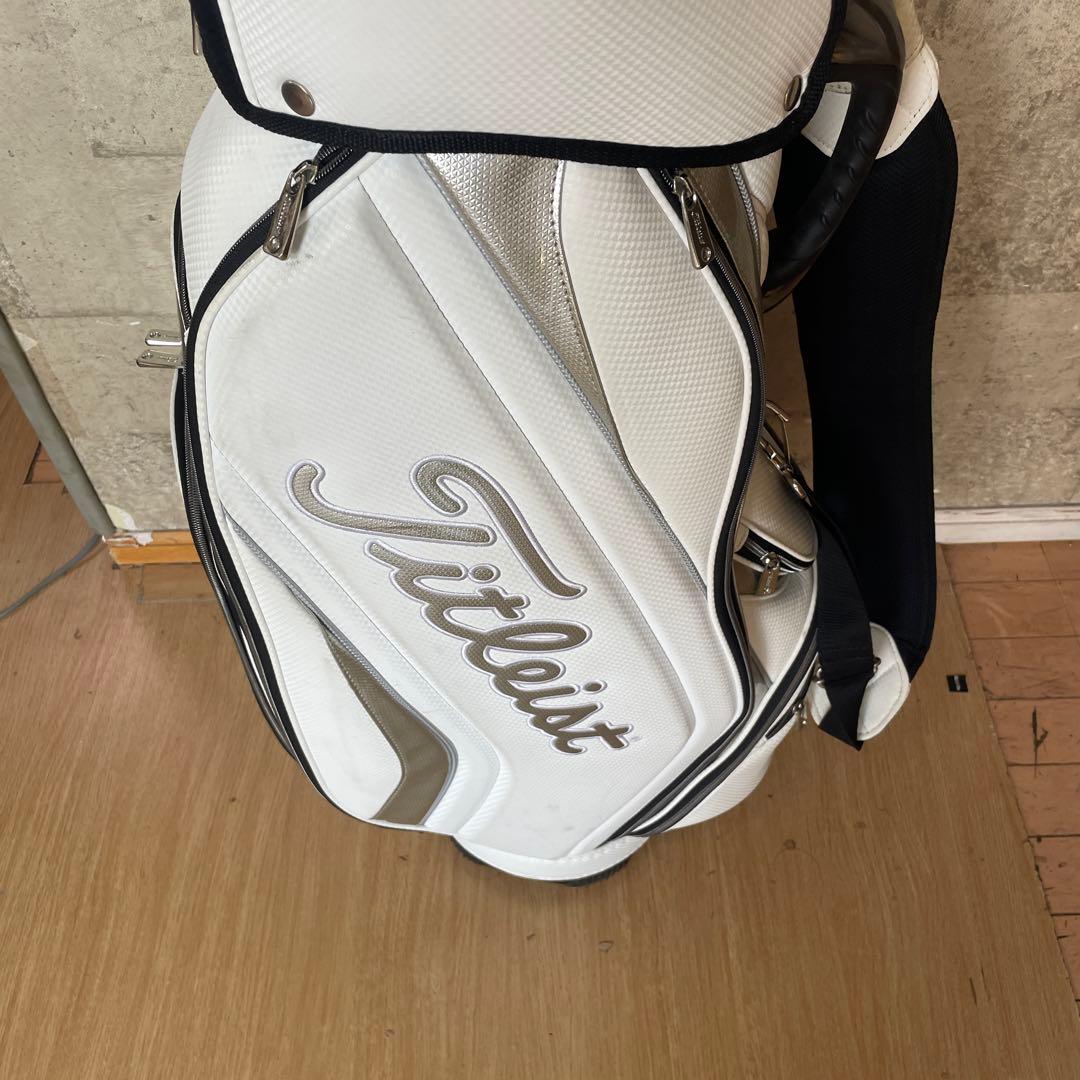 ゴルフ　キャディバック　タイトリスト　Titleist