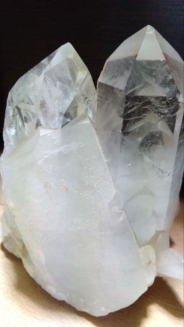 水晶　原石　虹入り