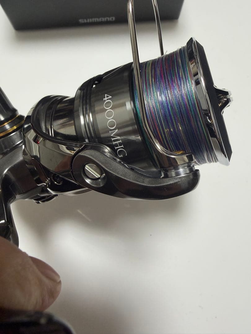 24ツインパワー4000MHG スピニングリール