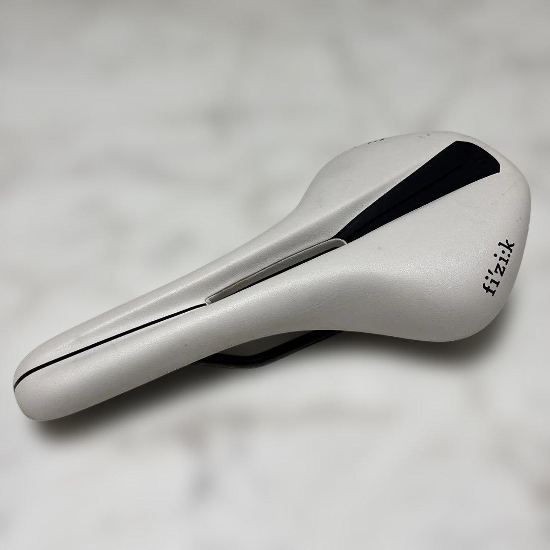 fizik Antares R3 ホワイトサドル k:ium レール フィジーク