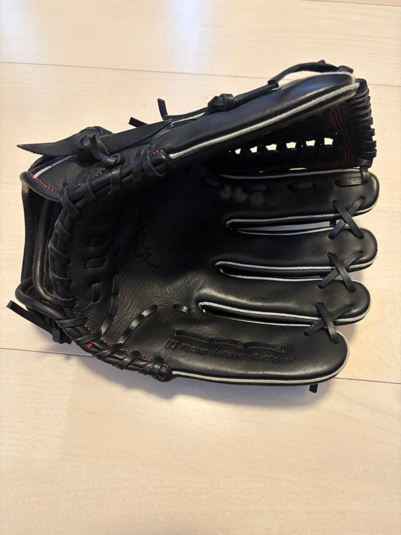 Mizuno 野球グローブ 黒/赤 ストライプ