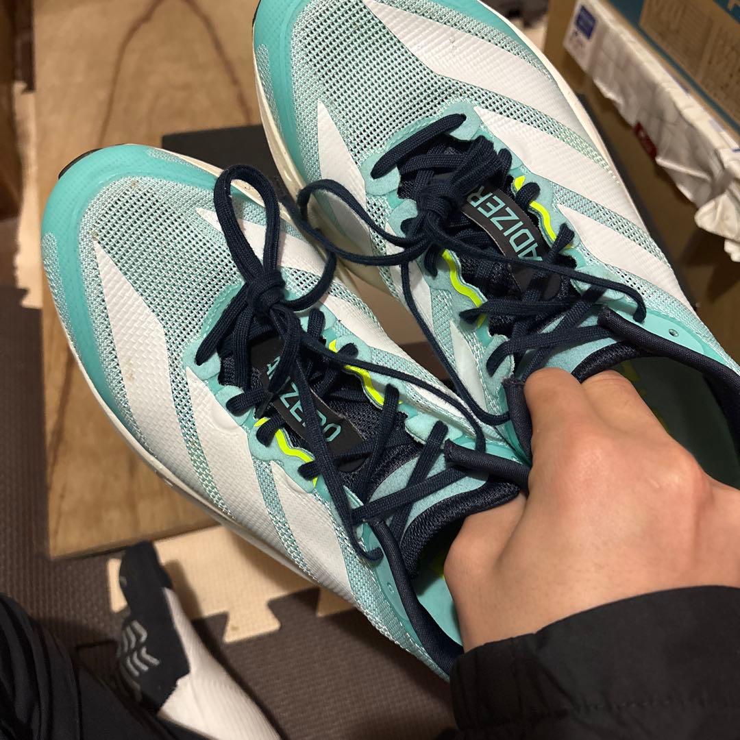 「adidasアディゼロ ボストン13 25.5cm走行距離30km美品箱あり」
