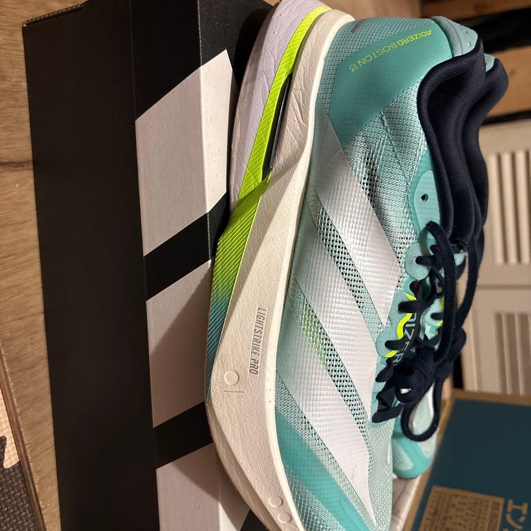「adidasアディゼロ ボストン13 25.5cm走行距離30km美品箱あり」