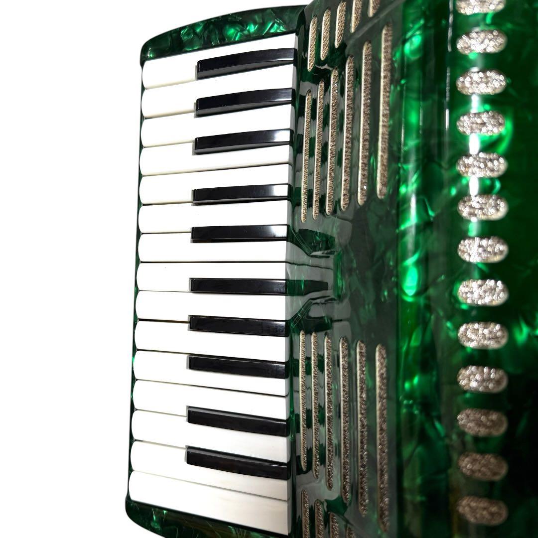 美品　YAMAHA アコーディオン 25鍵盤　18ベース　希少色　緑　グリーン