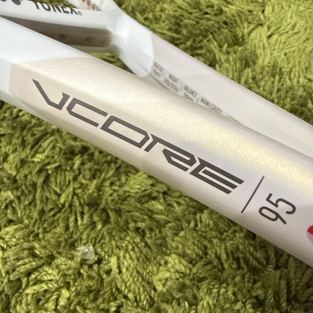 ヨネックスYONEX VCORE 95 Vコア95 硬式テニスラケット 2024