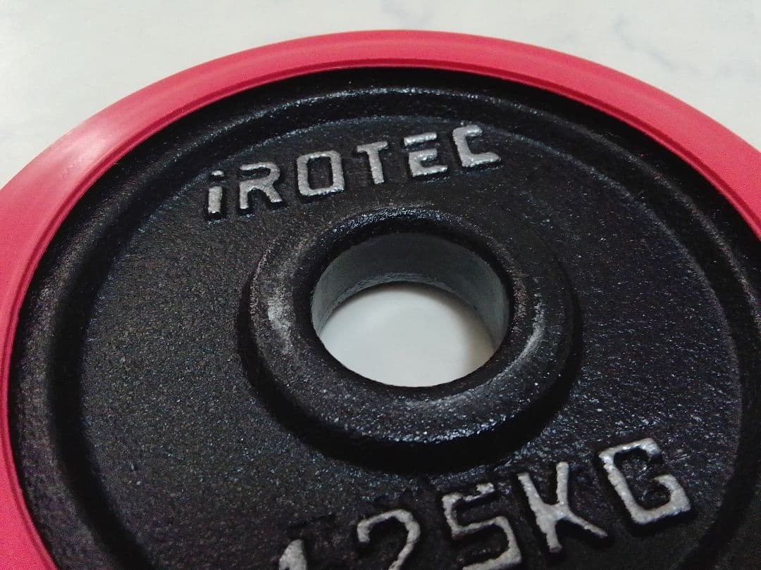 の*ち様 美品 iROTEC ラバー付 ダンベル 1.25kg 2.5kg 合計
