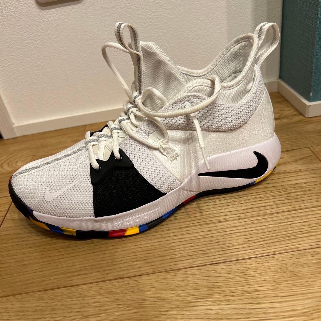 Nike バスケットボールシューズ ポール・ジョージモデル