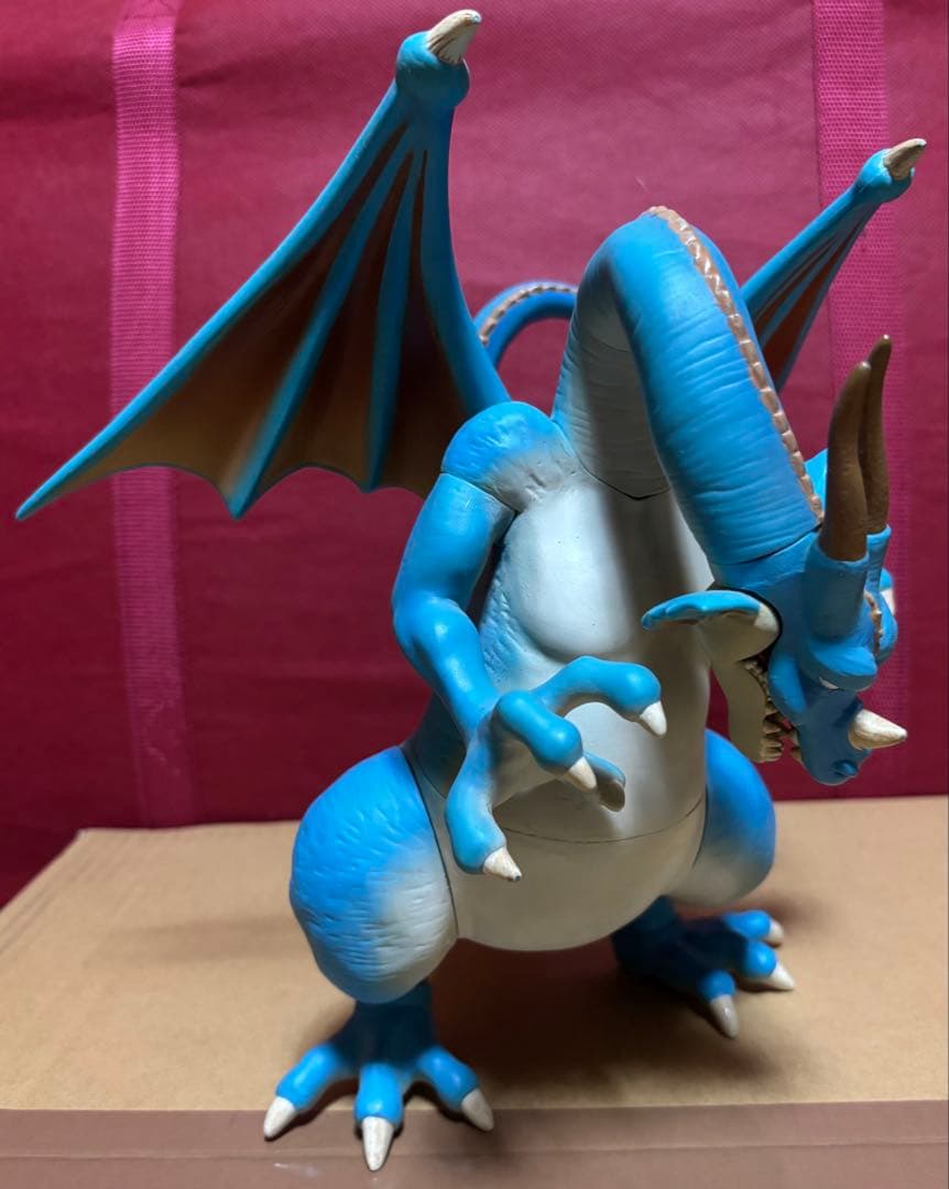 や*ち様 竜王フィギュア　ドラゴンクエスト