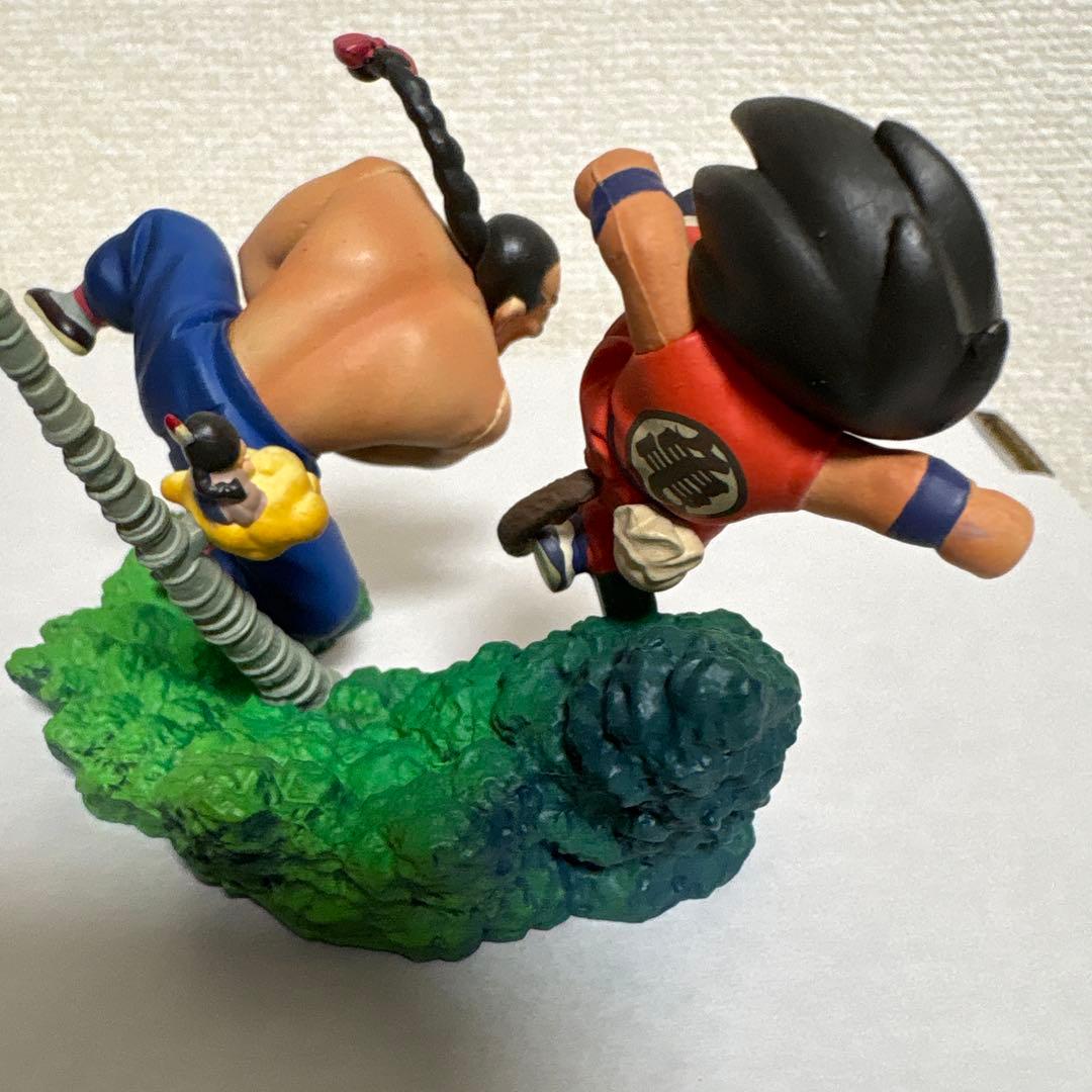 ドラゴンボールカプセル　孫悟空 vs タオパイパイ(桃白白)