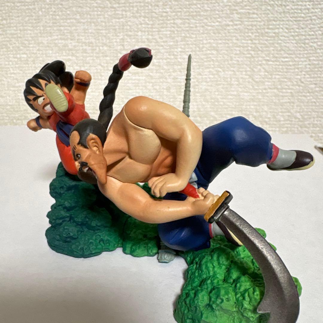 ドラゴンボールカプセル　孫悟空 vs タオパイパイ(桃白白)