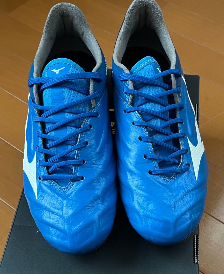 Mizunoサッカーシューズ　レビュラ2V1JAPAN