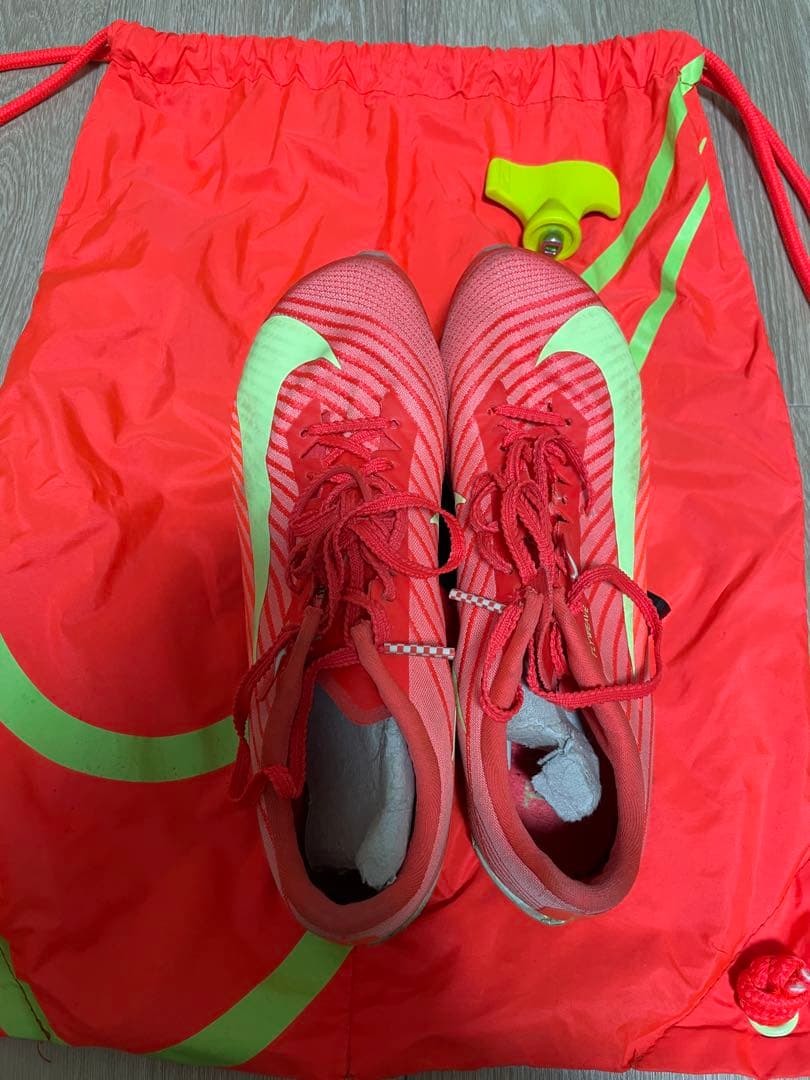 Nike マックスフライ 23cm