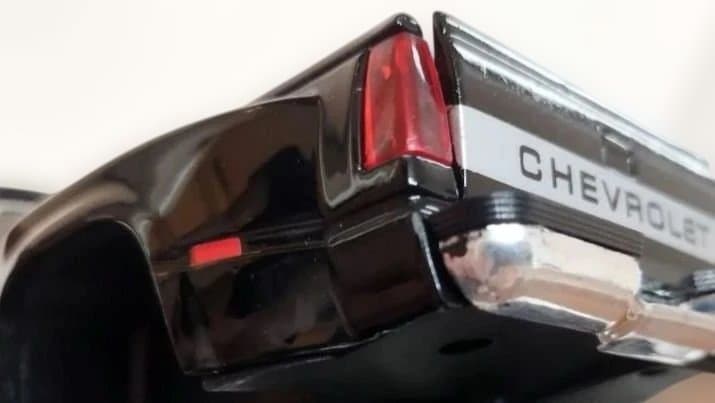 CHEVROLET　黒　モンスタートラック ミニカー