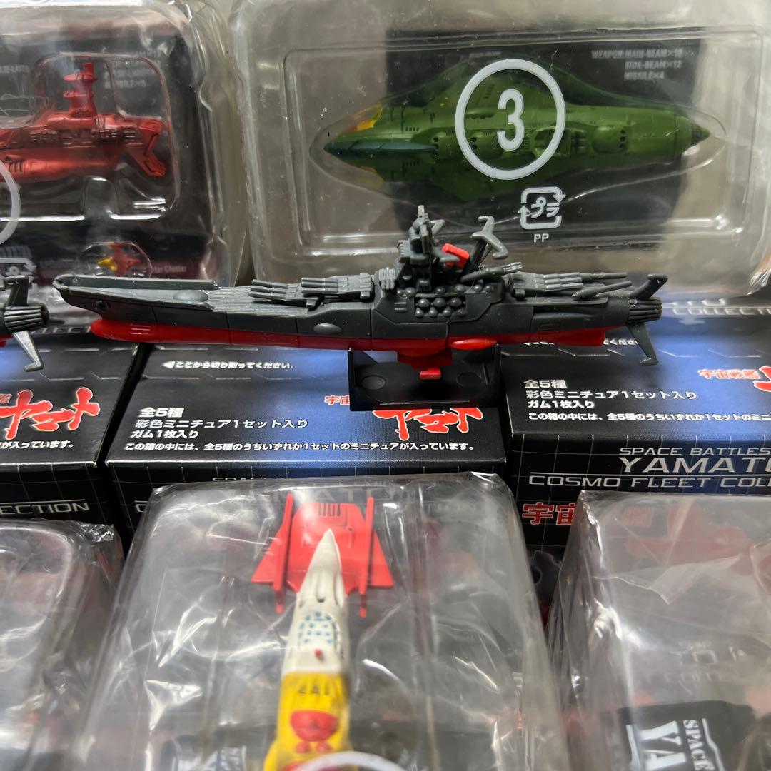 メガハウス　宇宙戦艦ヤマトの2セット＆メーカー不明のヤマト2隻