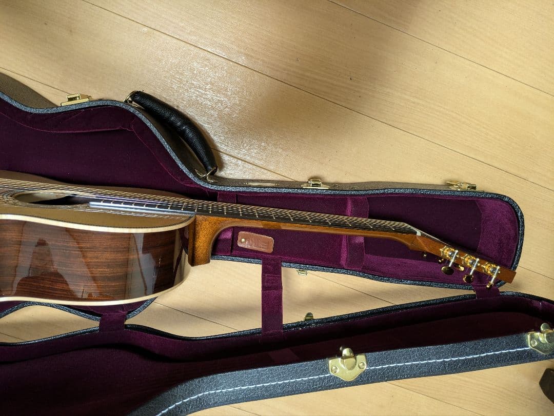 Martin 0012-28 Modern Deluxe 　貴重　保証期間内