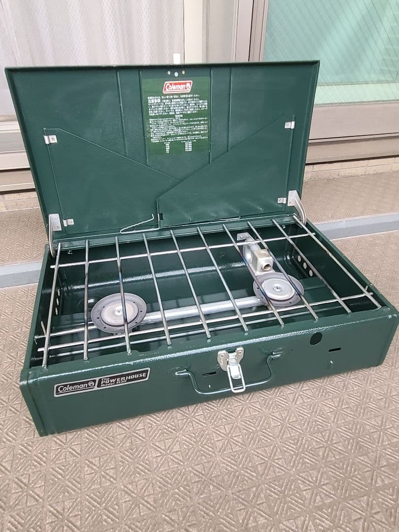 Coleman ツーバーナーコンロ (ポンピング用工具、ガソリンフィラー付)