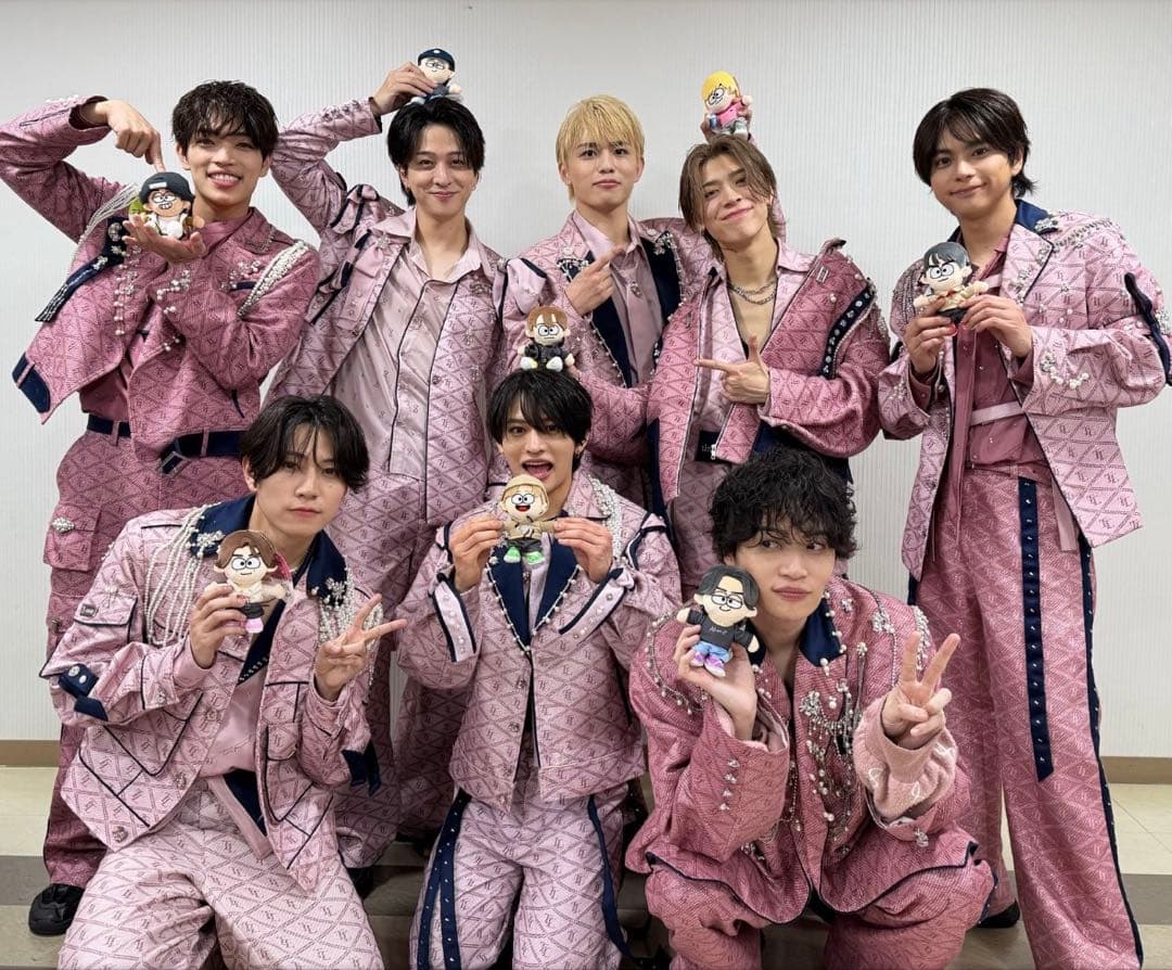 ヒロンさま専用　ぬい服　松島聡　寺西拓人　ピンク