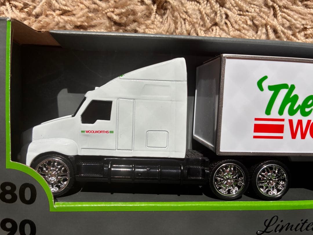 オーストラリア Woolworth ミニカー　Ford トラック　セット