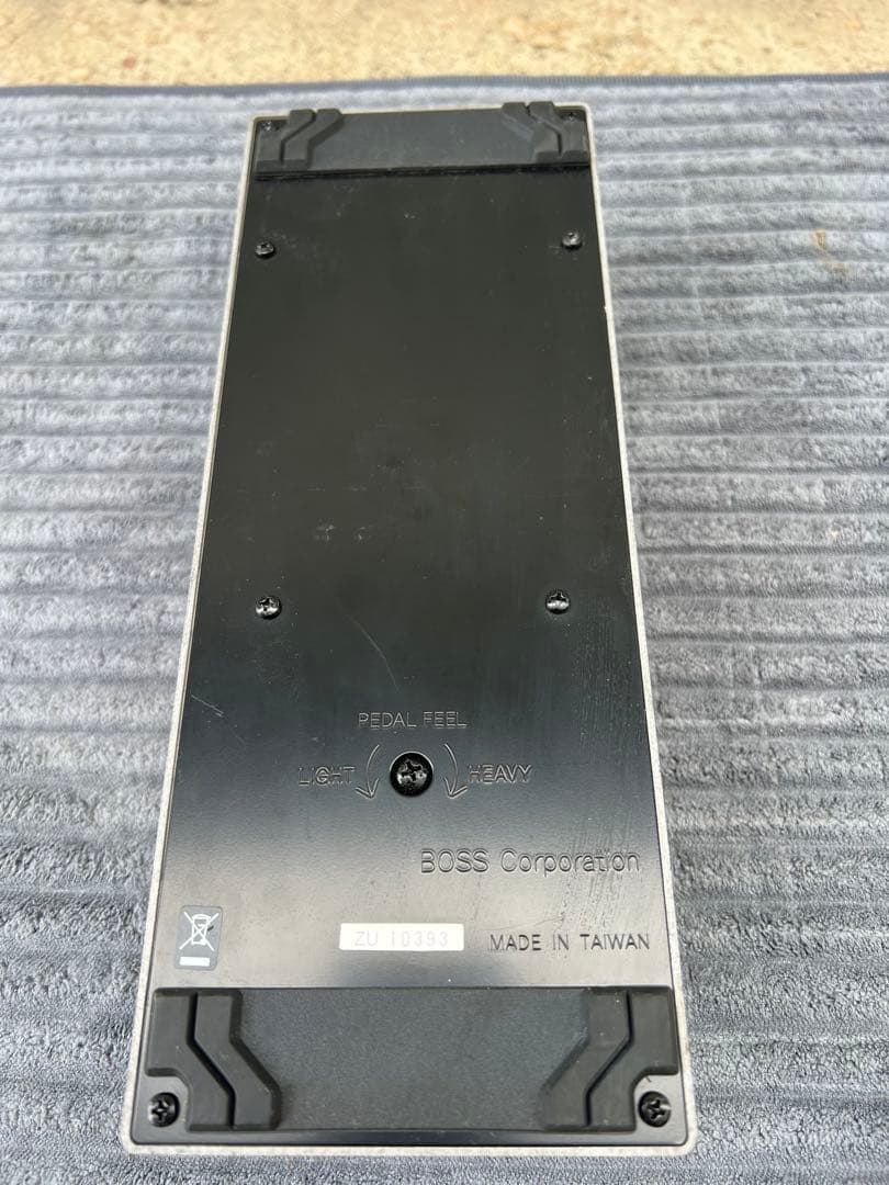 BOSS FV-500L エフェクターペダル　4